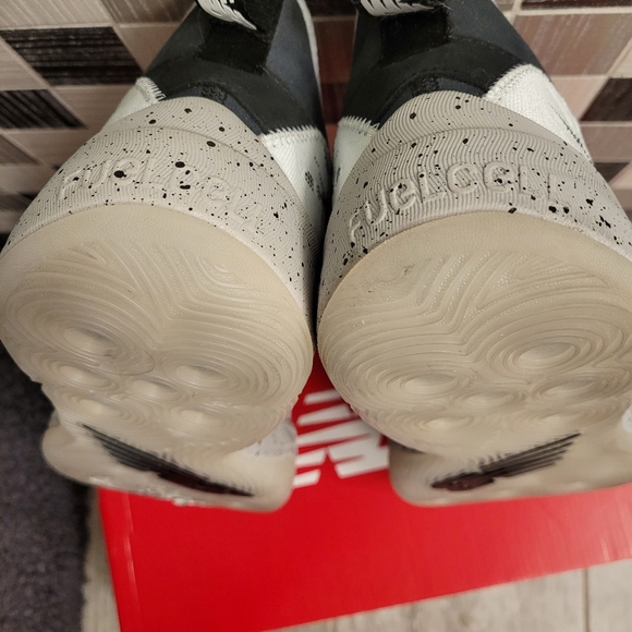 New Balance men's athletic shoes - Picture 9 of 12